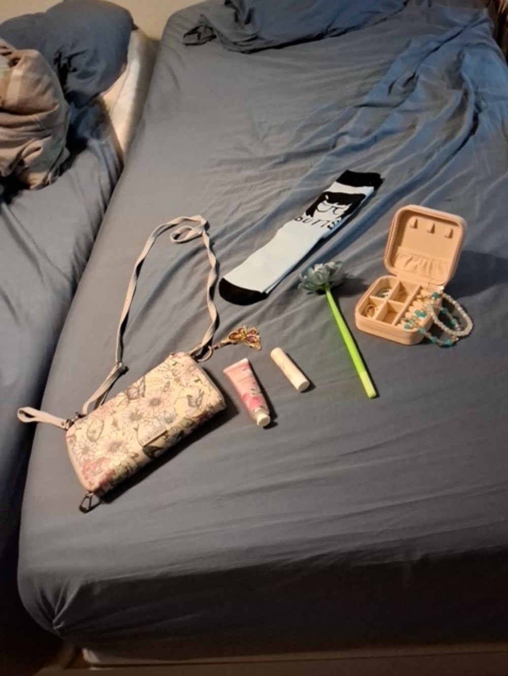 Floral SAKROOTS WALLET CROSSBODY WRISTLET WITH PURSE CHARM AND OTHER ITEMS